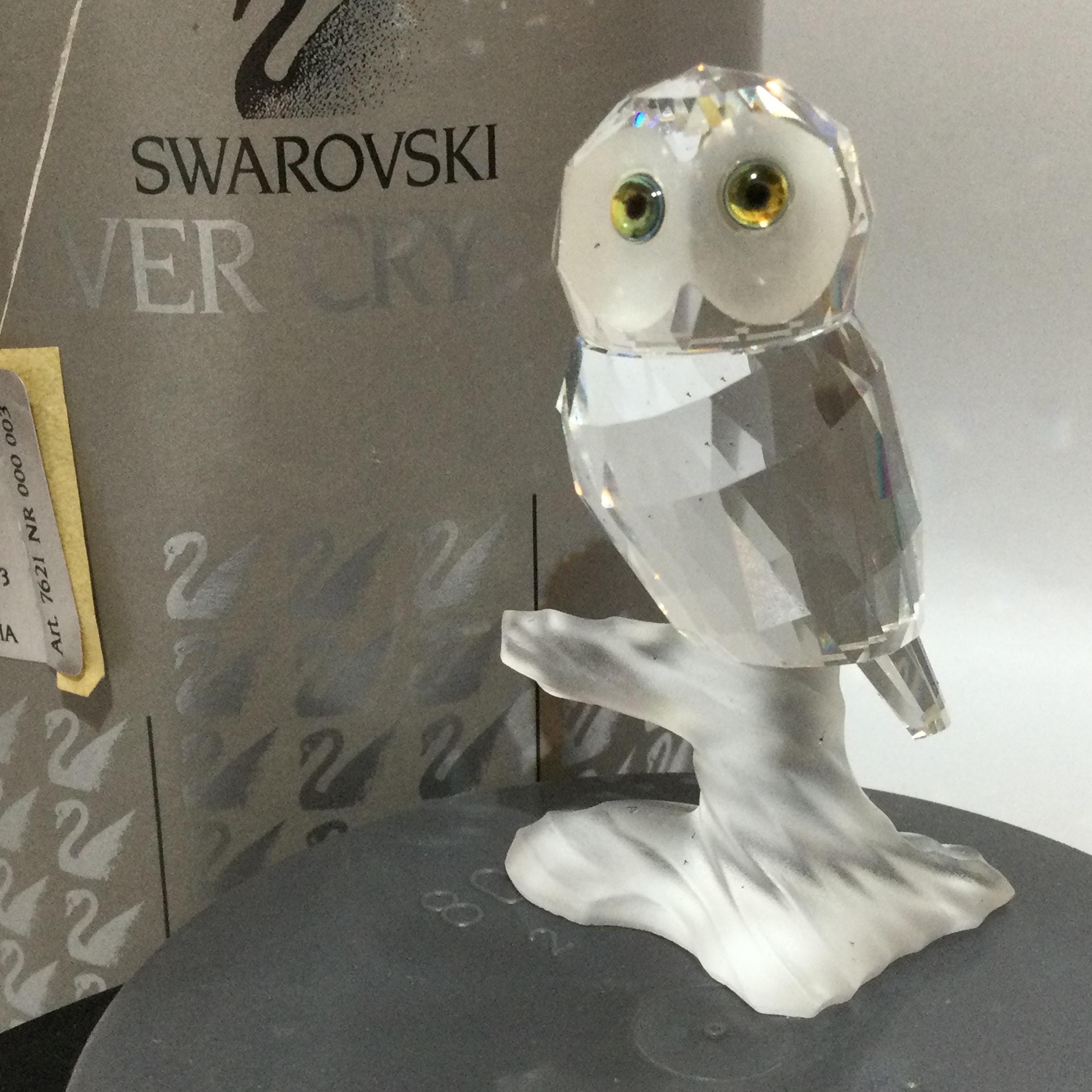 SWAROVSKI スワロフスキー クリスタル フクロウ 置物 （2点おまとめ） SWAROVSKI スワロフスキー クリスタル フクロウ ペア 置物