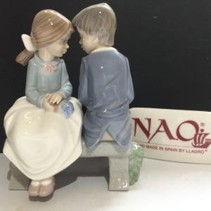 nao hand made in Spain 少年少女ペア Boy and Girl Porcelain Hand Crafted Figurines From NAO Spain