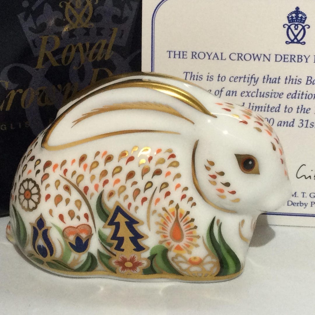 Boxed Royal Crown Derby BABY ROWSLEY RABBIT Paperweight (limited ...