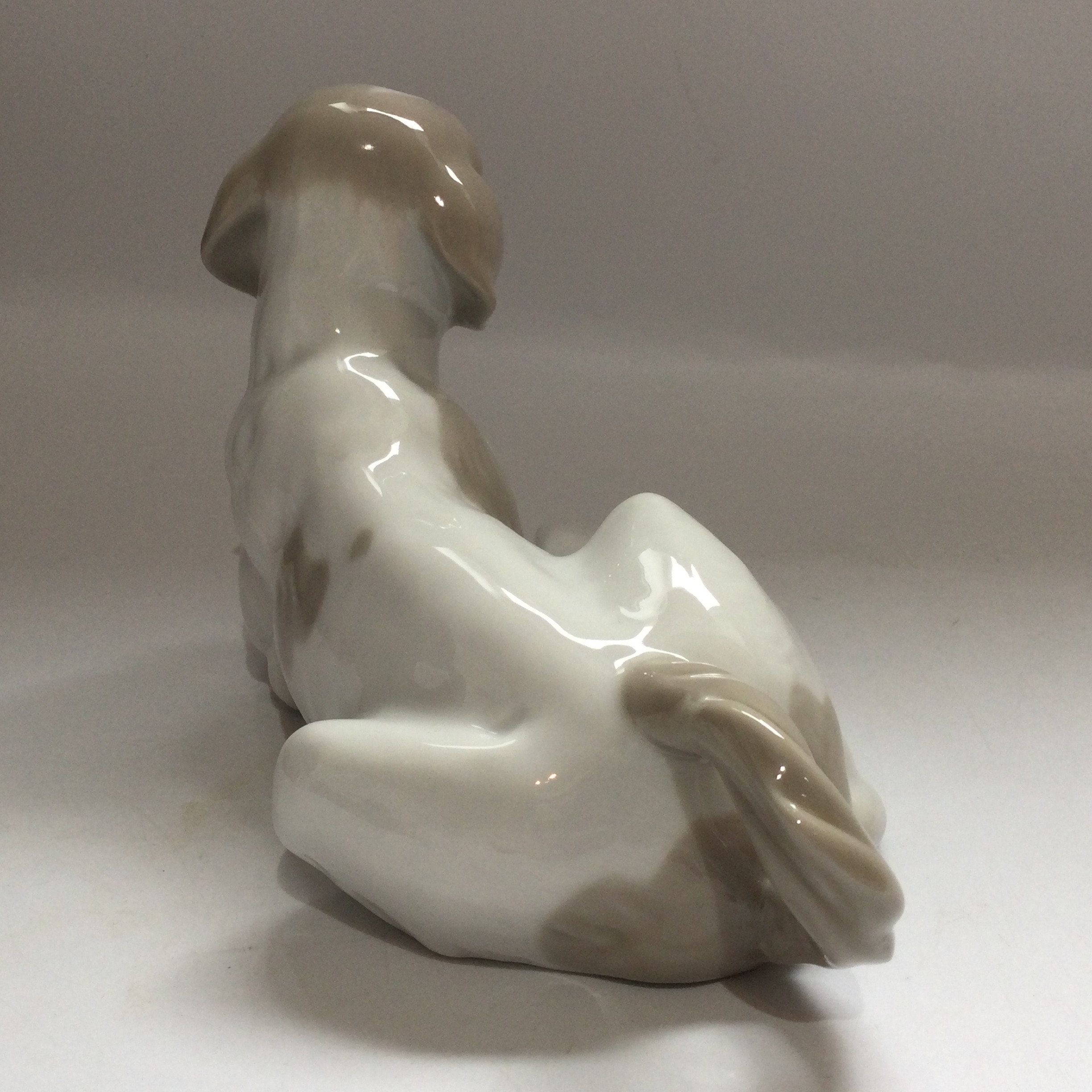 犬の陶器の置物 NAO Spain Handcrafted porcelain 犬の陶器の置物 NAO Spain Handcrafted porcelain低 価格 通販