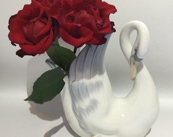 NAO by Lladro SWAN VASE