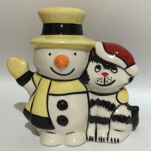 LORNA BAILEY Ceramic Figurine of a Snowman & Cat in a Christmas Hat