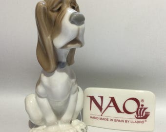 NAO by Lladro BLOODHOUND Keramik Figur