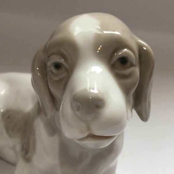 犬の陶器の置物 NAO Spain Handcrafted porcelain NAO BY LLADRÓ Porcelain Dog Figurine.retired Nao by Lladró