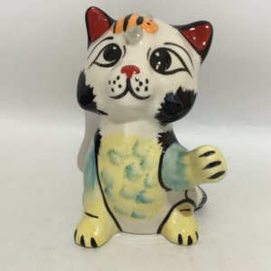 Lorna Bailey “BUSY BEE” CAT Figurine