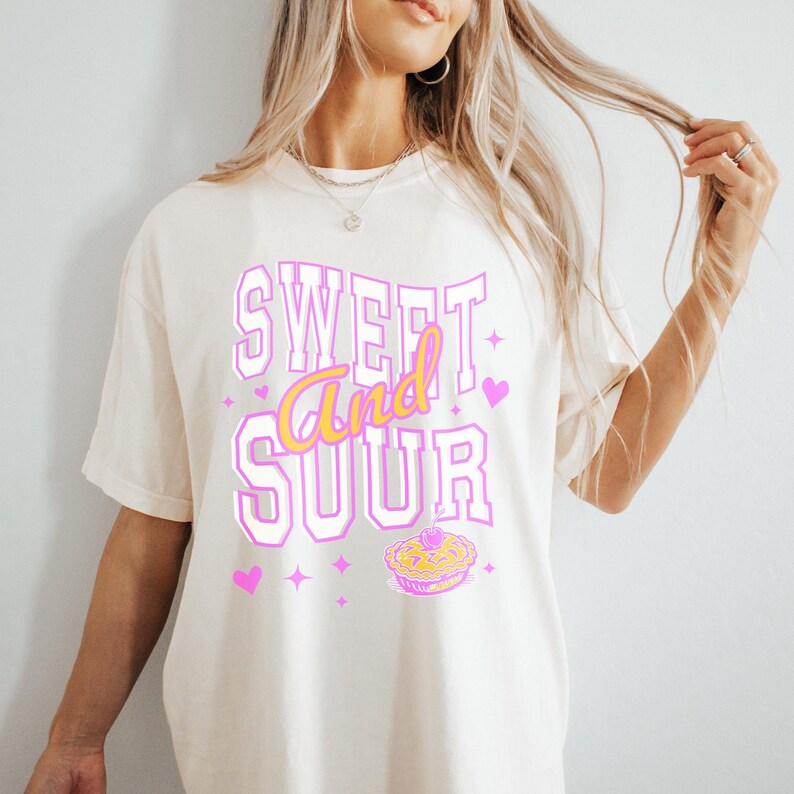 Retro Sweet and Sour Shirt, Soft Comfort Colors, Gift For Her, Retro Tee, Baking Lover Shirt, Funny Retro Shirt, Baking Shirt, Cute Shirt afbeelding 4