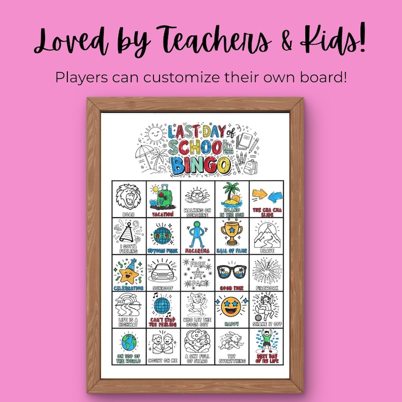 Op de afbeelding: Een ingelijst "Laatste schooldag Bingo" spelbord met een houten frame. Het bord heeft een raster van ge&iuml;llustreerde vierkanten met thema's als vakantie, zonneschijn en feest. De tekst "Loved by Teachers & Kids!" staat bovenaan.