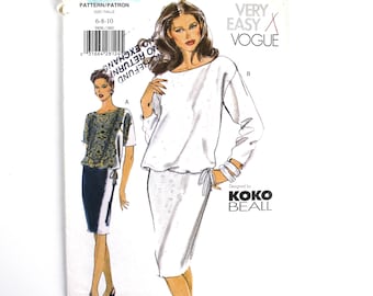 UNCUT  Pullover Top and Skirt Bust 30.5 - 32.5 Very Easy Vogue 9896 Vintage Sewing Pattern