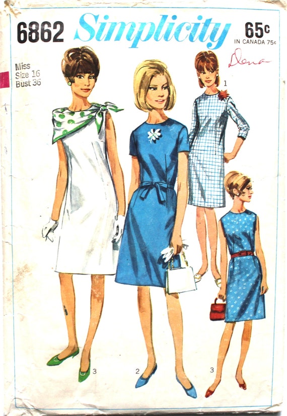 Un vestido de línea con la espalda zipper Busto 36 Simplicidad