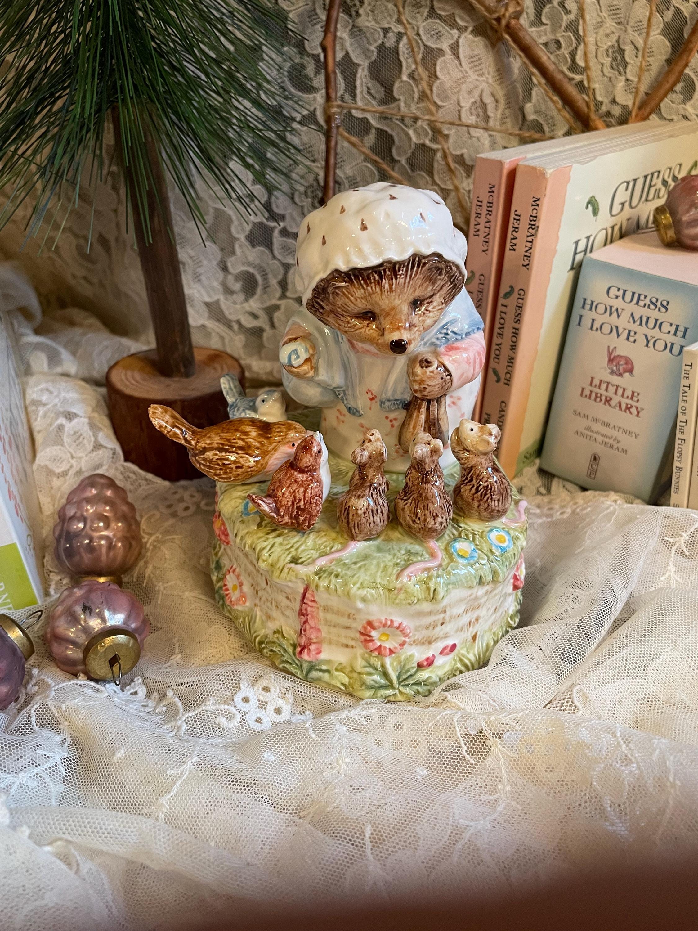 Vintage Enesco Christmas Music Box - Etsy