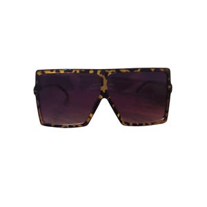 Oversized tortoiseshell sunglasses