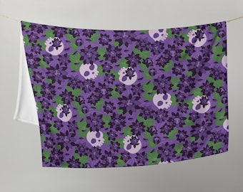 Black Lotus Throw Blanket, Magic The Gathering Skull Floral Print