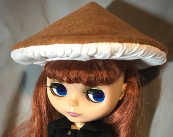 Blythe Brown Portobello Mushroom Hat, gnome fairy beret helmet cottage core doll accessory