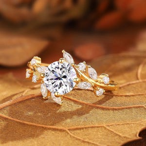 Vintage Runder Moissanit Verlobungsring: 14k Gold im Marquise-Schliff