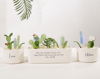 Handgemachtes Sukkulenten Arrangement aus geschmolzenem Glas: Ewige botanische Kunst