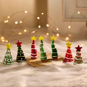 Handmade Stained Glass Christmas Tree Figurine: Collectible Holiday Decor,Holiday decorations,Gifts for Friends,Christmas Gifts