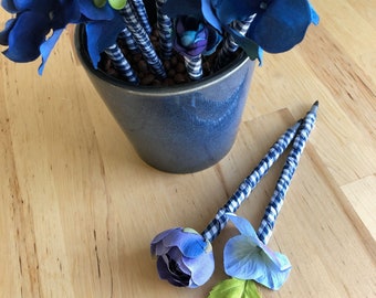 Navy Necessity - Flower Pen Bouquet