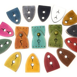 Qty 4 Blatt Verstellbarer Verschluss aus Leder ~ 25mm breit für Perlendesigns