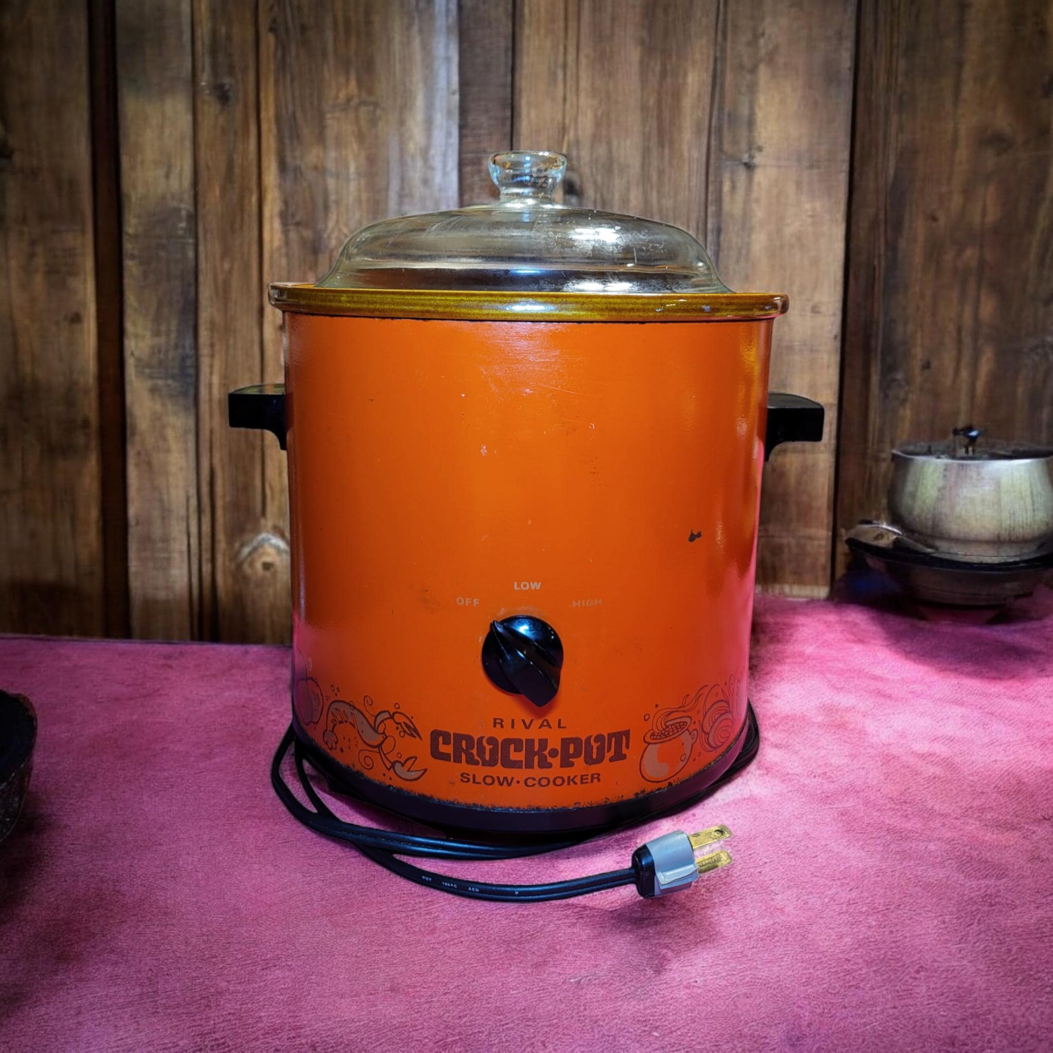 レトロなCrock-Pot スロークッカー オレンジ