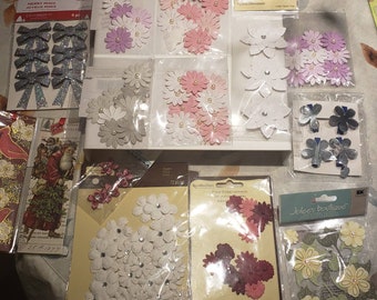 Lot of Paper flower embellishments CD 2