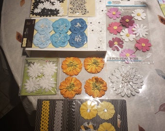 Lot of Paper flower embellishments CD 1