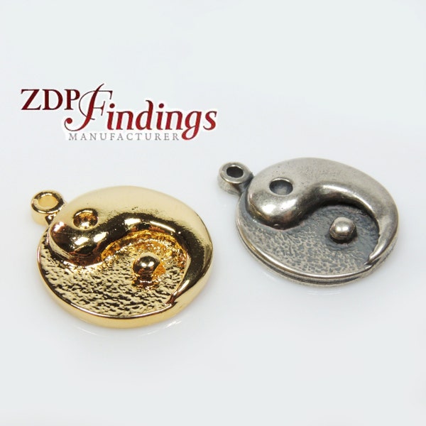 2pcs x 22mm Rond Or ou Argent Métal Yin Yang Symbole Charme Pendentif Collier, Choisissez votre Finition (BBD26V)