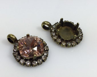 アンティーク真鍮ベゼルペンダント（ラインストーン付き）（2個