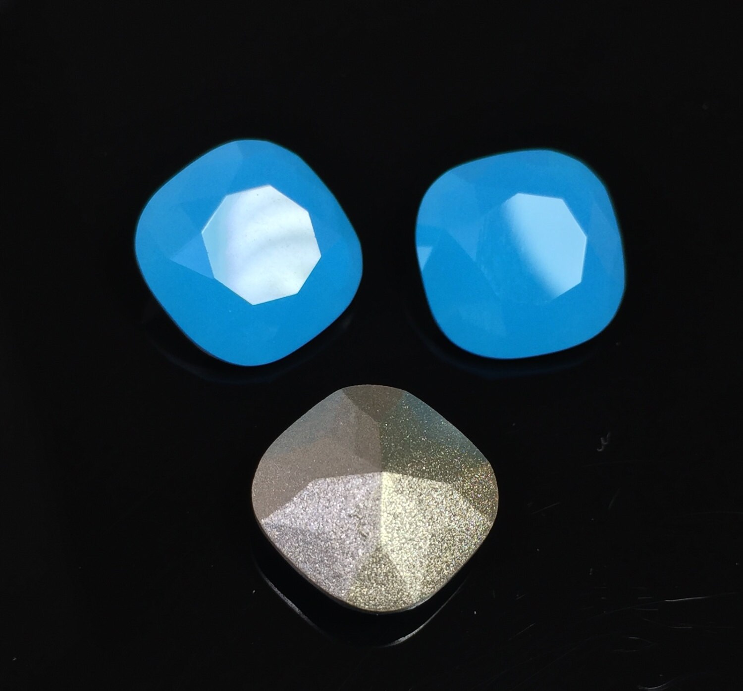 CRAZY SALE 10pcs X Square Cushion 12mm Blue Sky Suitable for