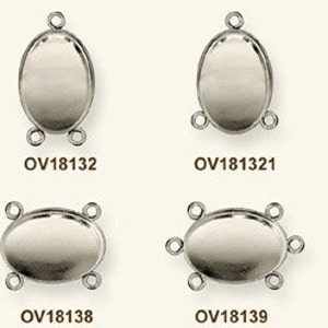 Peut inclure: Assortiment de montures ovales en m&eacute;tal argent&eacute; avec un nombre diff&eacute;rent de boucles. Les montures sont con&ccedil;ues pour recevoir une pierre en cabochon. Les montures sont &eacute;tiquet&eacute;es avec les codes produits : OV18130, OV18131, OV18132, OV18133, OV18134, OV18135, OV18136, OV18137, OV18138, OV18139.