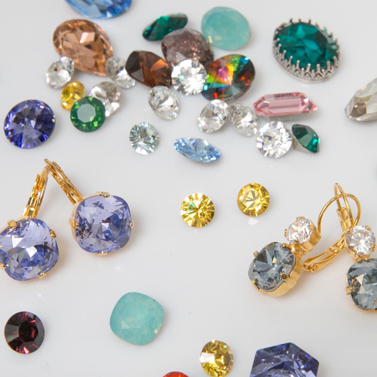 SWAROVSKI スワロ　　72粒入り　まとめ買い Real Swarovski Bulk Wholesale Lot of Assorted Mix Crystals - Save