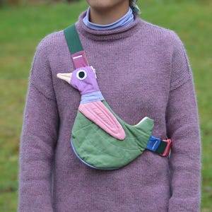 Patrón de costura en PDF para bolso con diseño de pájaro - Bolso bandolera Fly Away (bolso bandolera/mensajero con diseño de gallina, pato y pájaro cantor) imagen 17