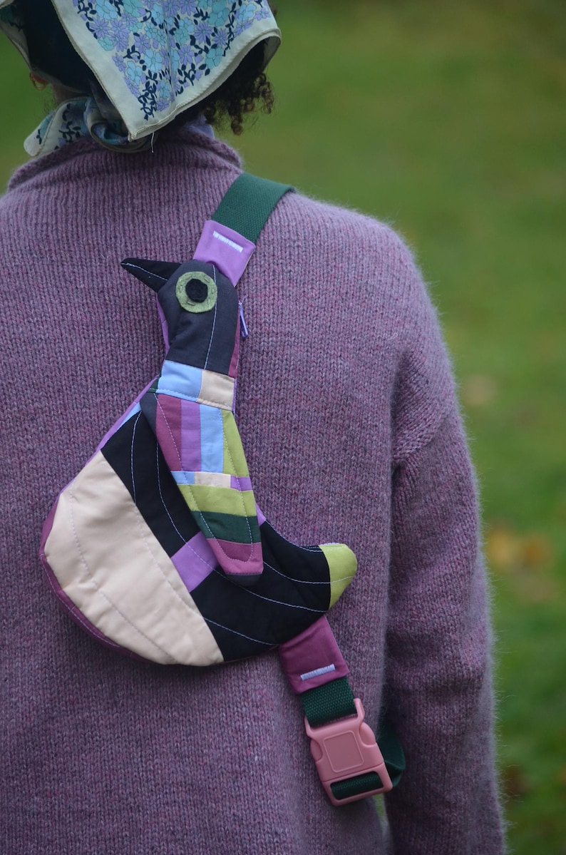 Patrón de costura en PDF para bolso con diseño de pájaro - Bolso bandolera Fly Away (bolso bandolera/mensajero con diseño de gallina, pato y pájaro cantor) imagen 15