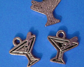 LAST CHANCE CLEARANCE - Mini Martini Cocktail Charm lot of 6