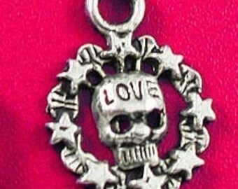 Pirate Skull Charms lot of 10 - Stars and Love