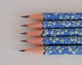 LIMITIERTE AUFLAGE Sakura Chiyogami Bleistift Geschenkset