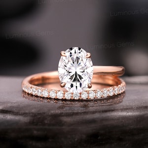 Dainty Oval Cut Moissanite Engagement Ring Rose Gold Wedding Ring for Women Handmade 2.0ct Moissanite Promise Ring Anniversary Gift for Wife