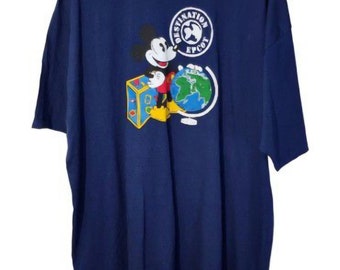 Vintage 90s Mickey Mouse Tshirt