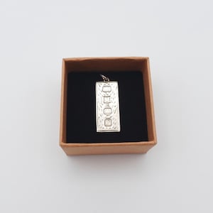 Vintage 1979 Solid Sterling Silver Ingot Pendant with Geometric Design - Fully Hallmarked GMC - Birmingham Lion Passant - Worldwide Shipping