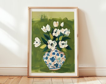 Puede incluir: Una pintura de un arreglo floral blanco en un jarrón con estampado azul y blanco sobre un fondo verde.