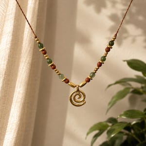 Collana di perle | Collana di perle | Boho | Macramè | Vintage | Hippie | Collana Macramè | Spirale | Sole