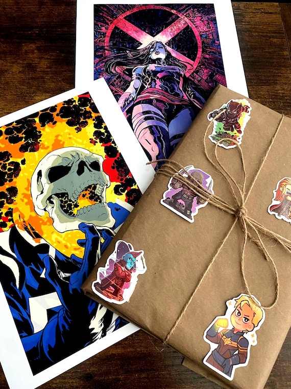 Blind Date with Comic Books | Mystery Comic Gift Box | 6 Marvel DC & Indie Comics + 2 Art Prints | Comic Collector Gift