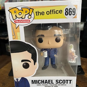 Funko POP The Office Michael Scott #896 Vinyl Figure TV Collectible Gift for Fans, Comedy Lovers, Desk Decor, Dunder Mifflin