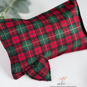 Christmas Holiday Plaid Newborn Posing Pillow Set |  Plaid Newborn Pillow | Tiny Heart Prop