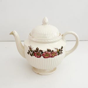 Vintage Wedgwood Briar Rose Tea Pot, Wedgwood Edme Teapot, Elegant Fine China Teapot, Wedgwood Teapot Collectable, Vintage Floral Teapot