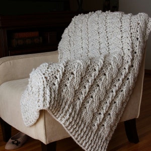 CROCHET PATTERN Chunky Cables Decorative Throw Instant Download PDF image 2