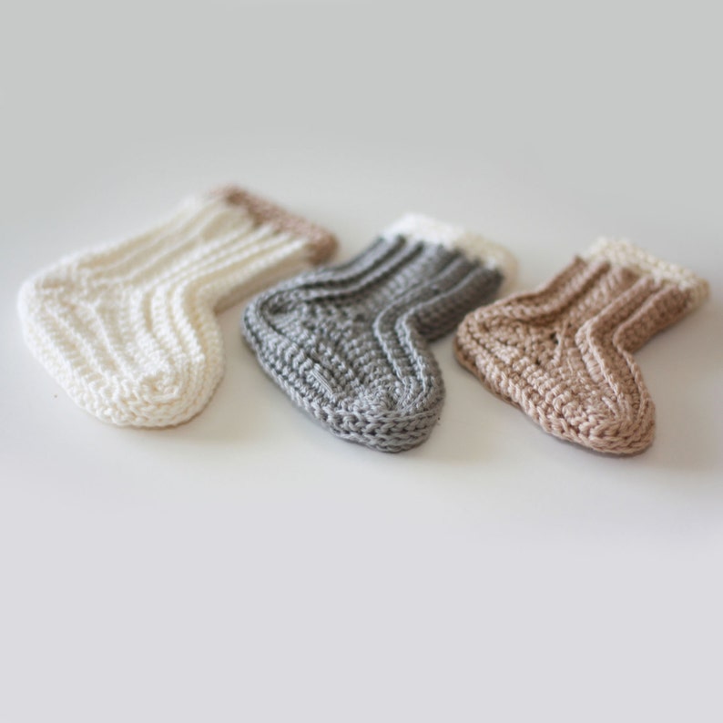 CROCHET PATTERN Sew Simple Baby Socks Instant Download PDF image 5