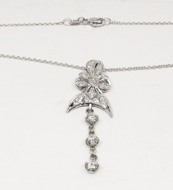 Platinum and Diamond Pendant (1000)