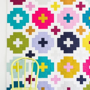 Wzór na kołdrę Quilty Love Cross Tile // Kołdra Fat Quarter // Nr 107 // Dziecko // Narzuta // Królowa // Emily Dennis