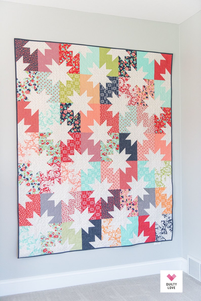 Quilty Love Star Pop Quilt Pattern // Fat Quarter Friendly // No. 141 // Baby // Throw //Twin // Full // Queen // King // Emily Dennis image 2