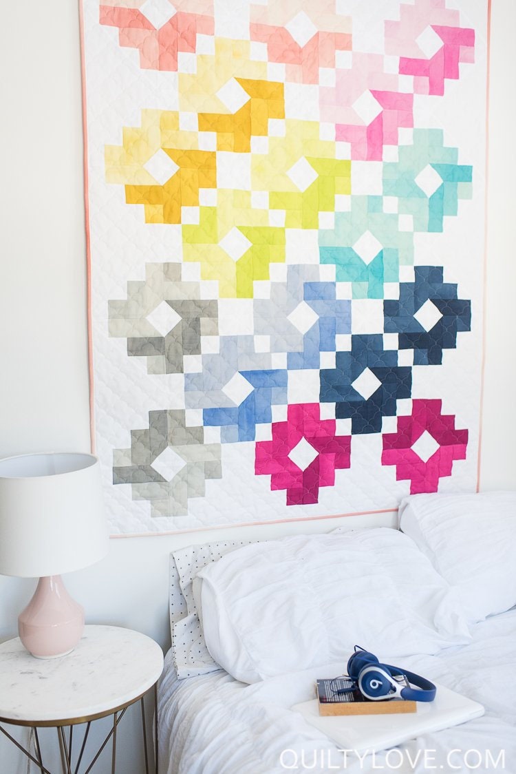 Quilty Love Ombre Gems Quilt Pattern // Fat Quarter Quilt // No. 108 ...
